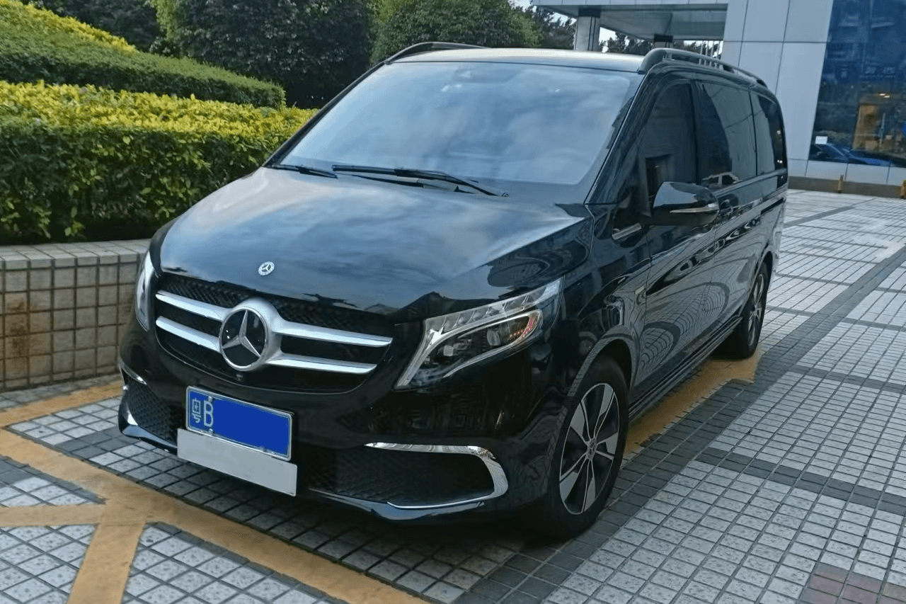 Mercedes-Benz V-Class V260