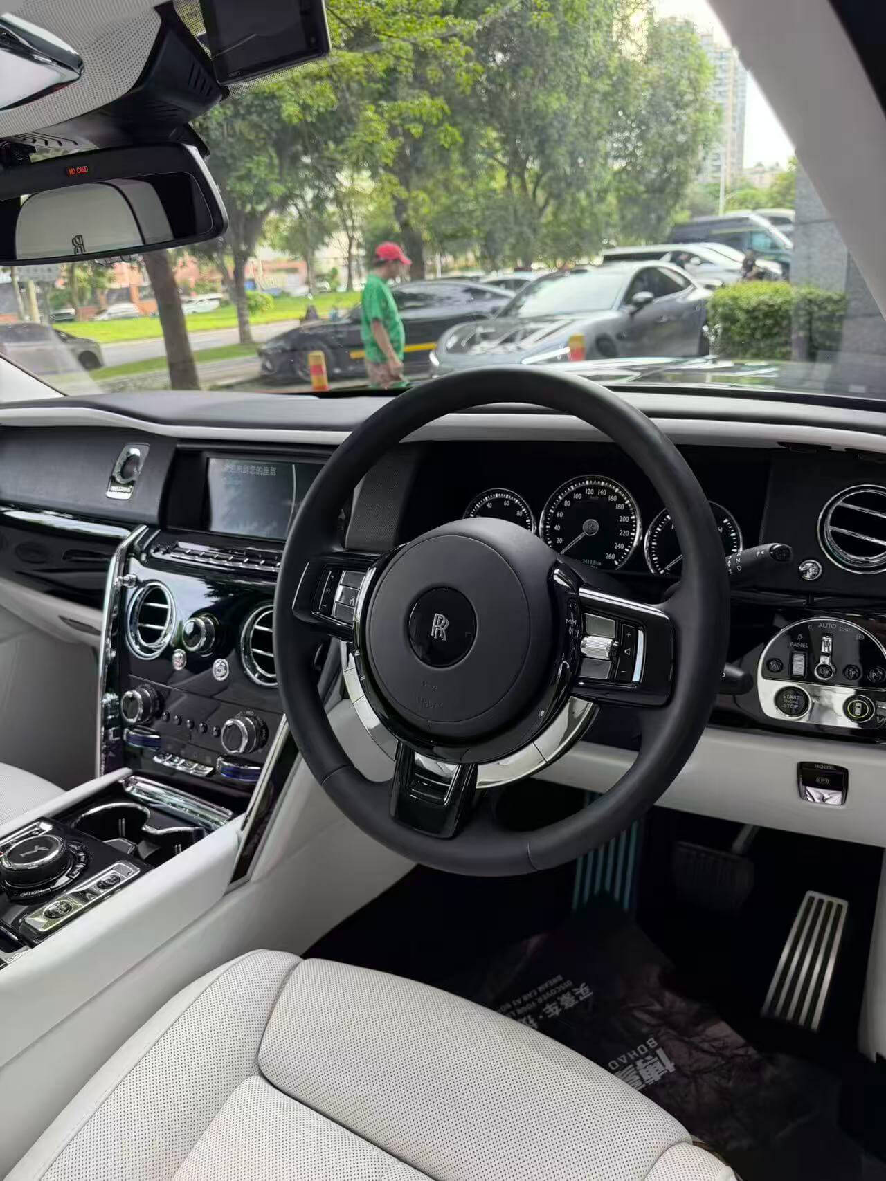 Rolls-Royce Ghost Hong Kong Chauffeur