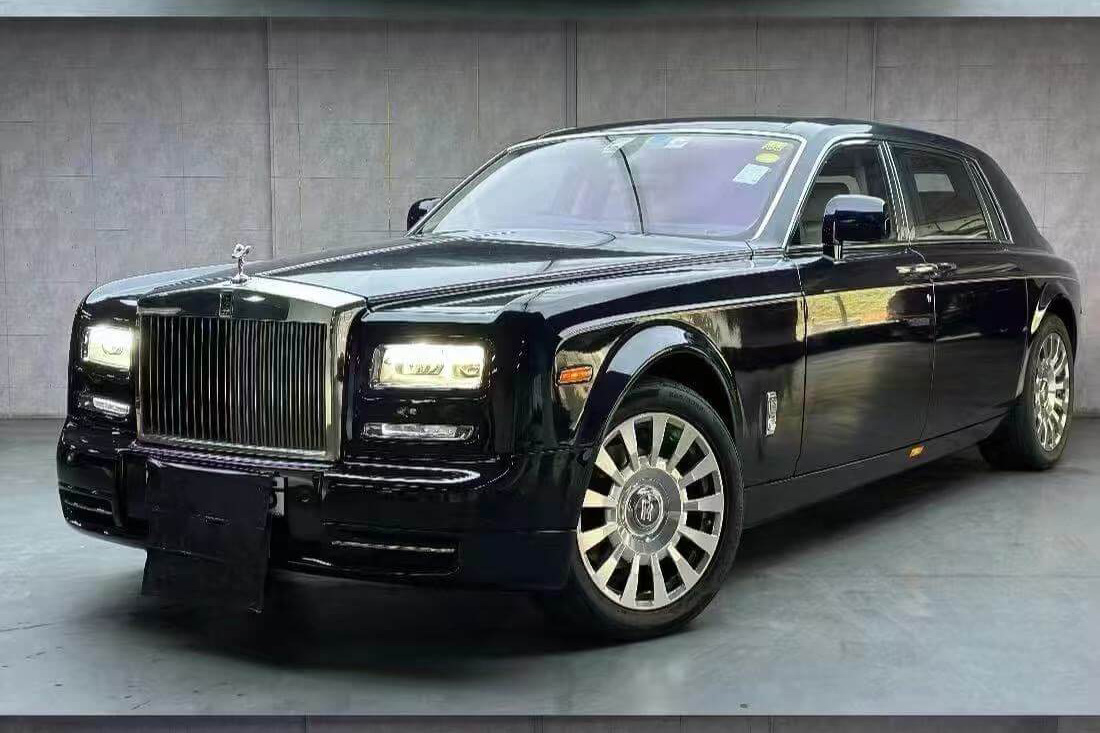 Rolls-Royce Phantom Extended Wheelbase — The Pinnacle of Bespoke Luxury